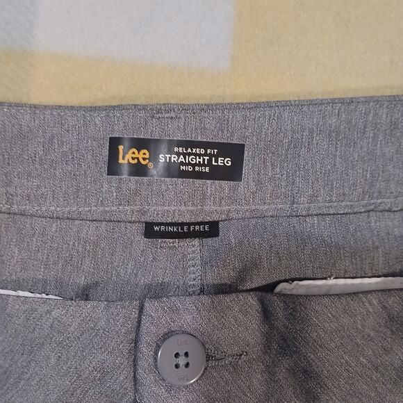 Lee Pants - Lee Pants Womens 18 Short Gray Relaxed Wrinkle Free Mid Rise Straight Leg